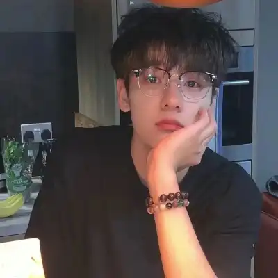 吕小宸
